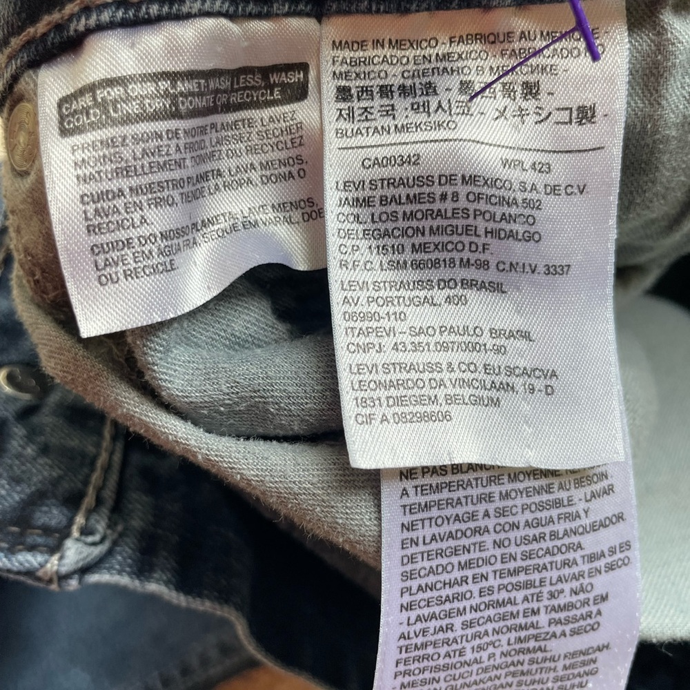 Levi’s 550 Relaxed Fit Jeans W42 L30 Distressed Blue - Picture 7 of 7